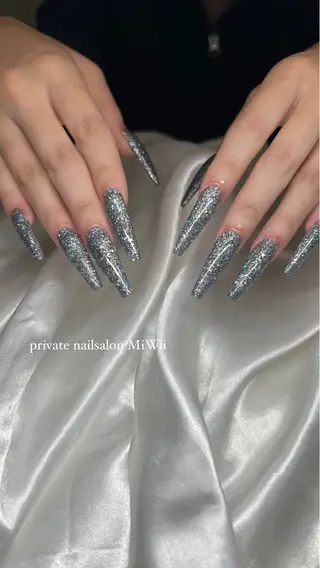 ネイル 𝐧𝐚𝐢𝐥 𝐌𝐢𝐖𝐢𝐢のネイルデザイン