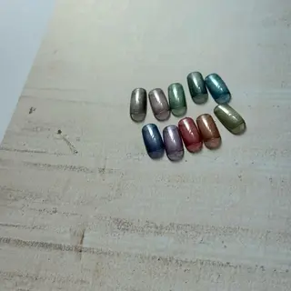 ショート カラー ネイル マツエク・マツパ アイブロウ ar. harajukuのネイルデザイン