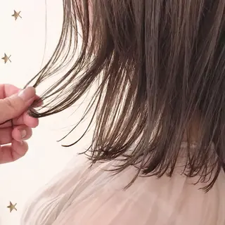 ミディアム カラー 市川 千夏のヘアスタイル