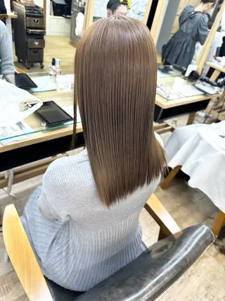 ロング カラー パーマ ヘアアレンジ メンズ キッズ レイヤーカット 🌿透け感カラーのヘアスタイル
