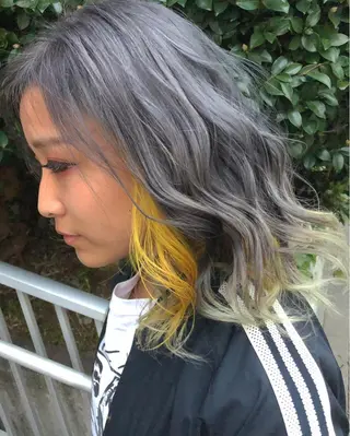 セミロング アートディレクター ワダヒサノリのヘアスタイル