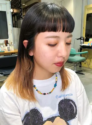 ミディアム カラー ブリーチ😼 ボブ✍️レイヤーのヘアスタイル