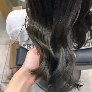 ミディアム カラー デザインカラー 🥨HAZUKiのヘアスタイル