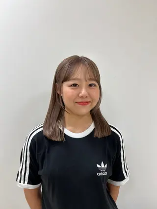 ミディアム カラー ヘアアレンジ/ベー ジュchiakiのヘアスタイル