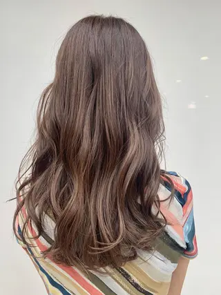 カラー 島袋 ナオユキのヘアスタイル