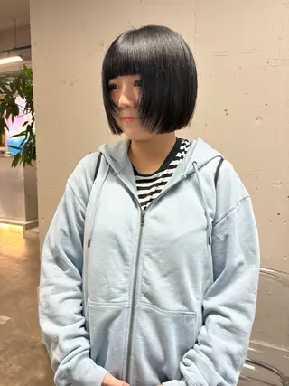 ショート ハイトーン レイヤー🎀meiのヘアスタイル