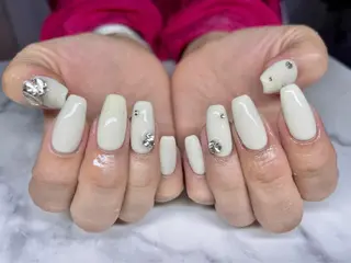 ネイル マツエク・マツパ アイブロウ Nail&eye Belire 新宿のネイルデザイン