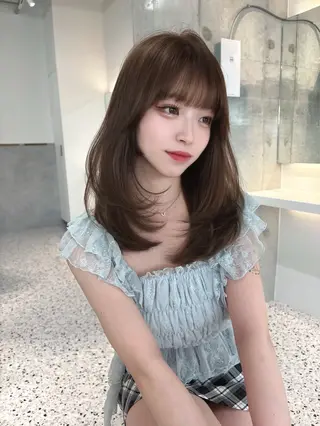 ロング yui🎀ブリーチ なしベージュ／博多のヘアスタイル