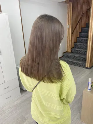 カラー 【BIBBIDI】 MIKIのヘアスタイル