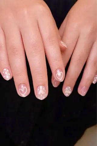 ネイル Shine'an Maaiのネイルデザイン