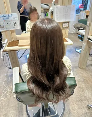 ロング カラー 東浦　髪質改善カラー 透明感カラーのヘアスタイル