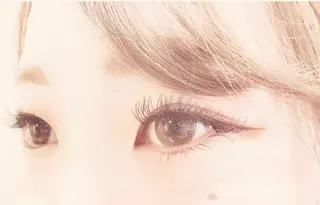 マツエク・マツパ フルーヴコリーヌ所属・フルーヴコリーヌ Rieの眉毛・アイブロウイメージ