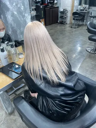 セミロング カラー ハイトーン 横浜💞ミオのヘアスタイル