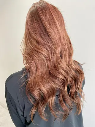 ロング カラー レイヤーカット/ 髪質改善特化のヘアスタイル