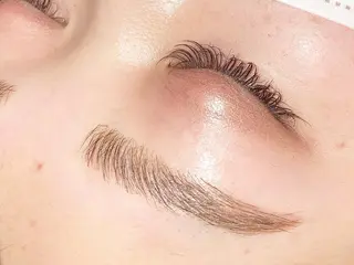 アイブロウ arvo 佐藤のマツエク・マツパデザイン