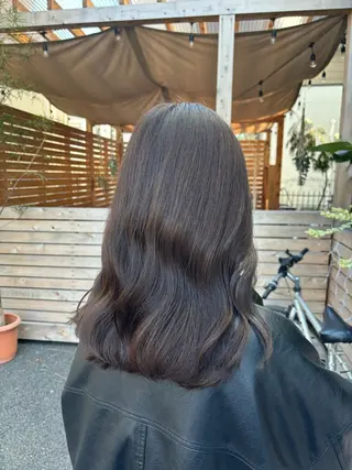 カラー SOL Matsumuraのヘアスタイル