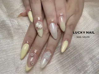 ネイル LUCKY NAILのネイルデザイン