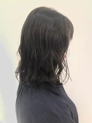 パーマ 三輪 珠美のヘアスタイル