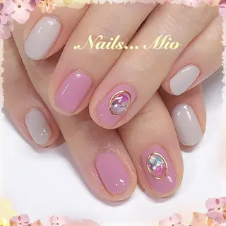 ネイル .Nails Mio 赤羽西ネイルサロンのネイルデザイン