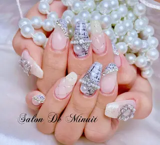 ネイル Momo 🤍のネイルデザイン