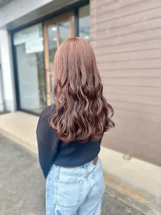 ロング カラー ヘアアレンジ 🤍 minaのヘアスタイル