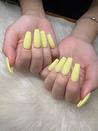 セミロング Tiny Bliss 🐈‍⬛のネイルデザイン