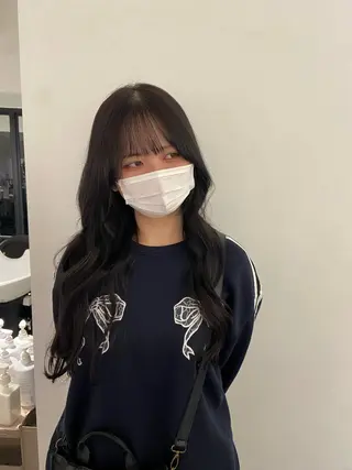 ロング カラー UNBIRTHDAY いずみのヘアスタイル