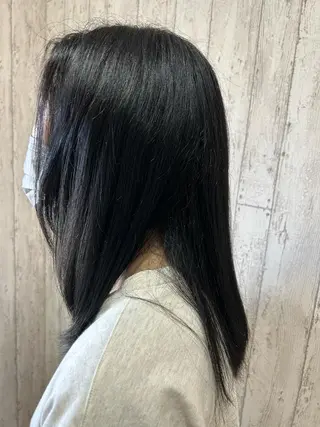 ミディアム カラー ミ クのヘアスタイル