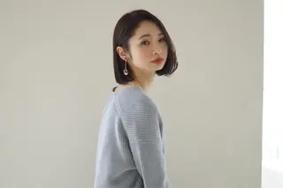 ショート hoNua. 栄/透明感カラーのヘアスタイル