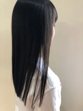 ロング カラー 相原 美咲のヘアスタイル
