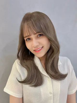 ロング まなり See.のヘアスタイル