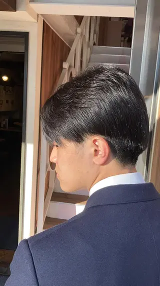 ショート メンズ 【ブリーチ無しW】 【暗髪&暖色系】圭真のヘアスタイル