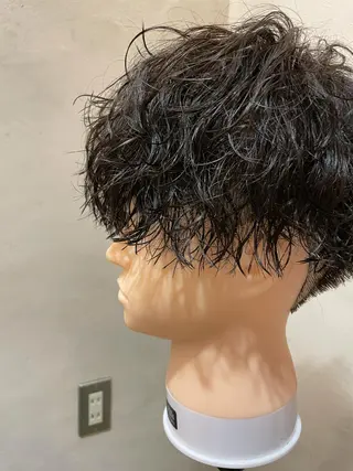 パーマ メンズ 柳内 崚平のヘアスタイル