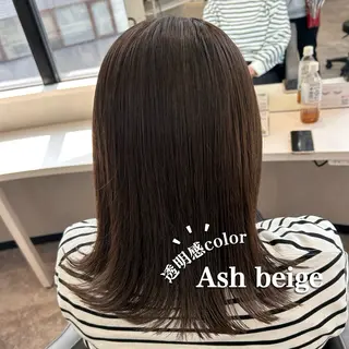 ミディアム 荻野 晴香のヘアスタイル