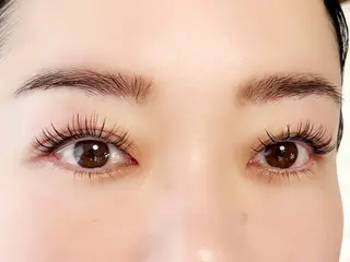 マツエク・マツパ YELLIO所属・YELLIO (エーリオ)のマツエク・マツパデザイン