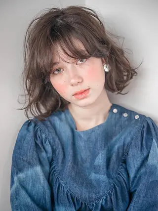 カラー かがみ/メンテナンス カット無料のヘアスタイル