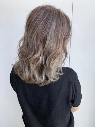ミディアム カラー Beach 代表 KENTAのヘアスタイル
