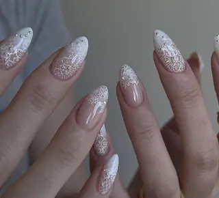 ネイル エリ🫧 nail池袋東口のネイルデザイン
