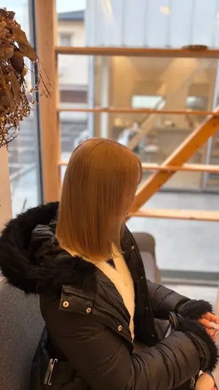 ミディアム カラー TEMIL HAIR 愛莉のヘアスタイル