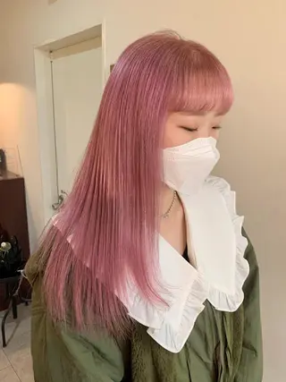 ロング カラー 桃果 momokaのヘアスタイル
