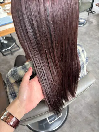 セミロング シモイケ ルアのヘアスタイル