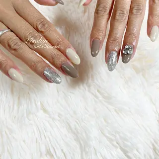 ネイル 27salon yuinaのネイルデザイン