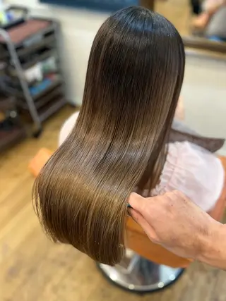 ロング ⚪️髪質改善 縮毛 店長 コウ⚪️のヘアスタイル
