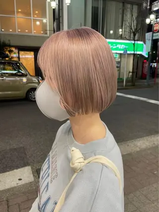 ショート カラー 髪質改善　ネイル コトミ🐸のヘアスタイル