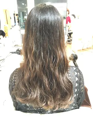ロング カラー パーマ 金子 富士のヘアスタイル