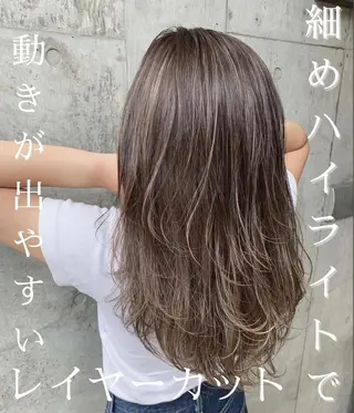 ロング カラー ミルクティーベージュ ブリーチ 店長 清水のヘアスタイル