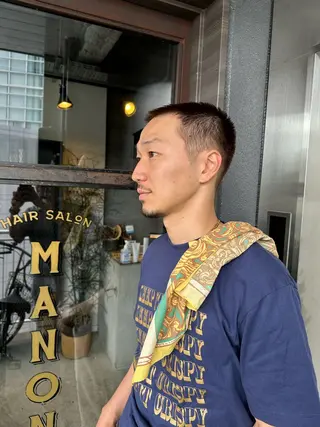 ショート メンズ 俵 知広のヘアスタイル