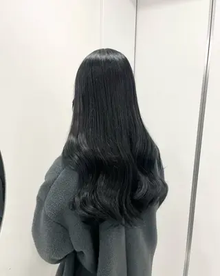 ロング カラー ヘアアレンジ 🎀RIN🎀 縮毛矯正🩶暗髪のヘアスタイル