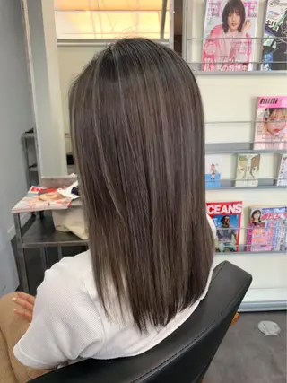 ミディアム カラー ヘアアレンジ 大塚 貴之のヘアスタイル