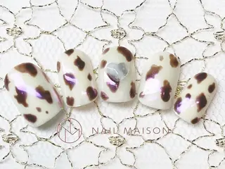 ネイル T RIRIKAのネイルデザイン